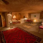Asmali Cave House