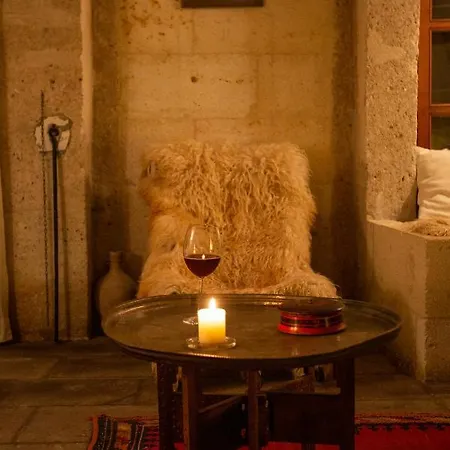 Asmali Cave House