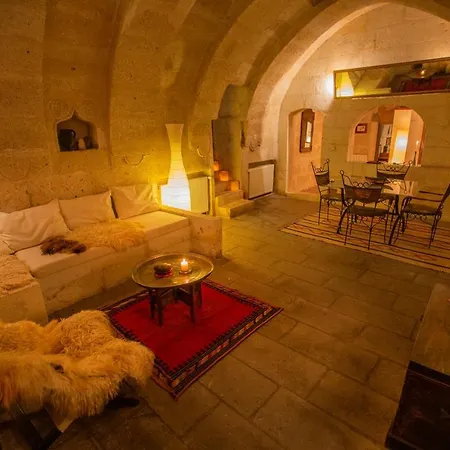 Asmali Cave House Hotell