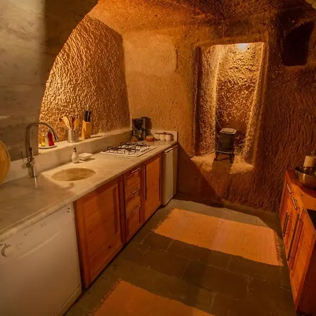 Asmali Cave House